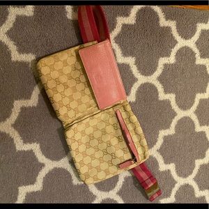 Authentic Gucci Fanny Pack